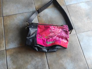 Bolso de desigual.
