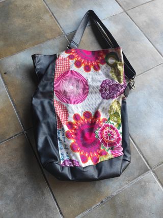 Bolso de desigual.