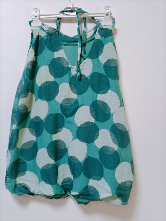 Top donna che si lega al collo