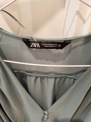 Zara nueva blusa fina verde