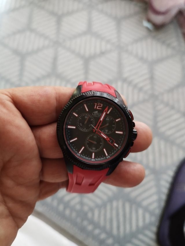 Reloj Lotus