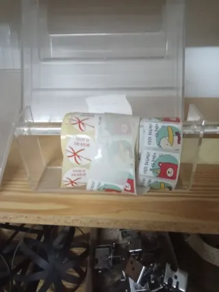 expositores y soportes metacrilato