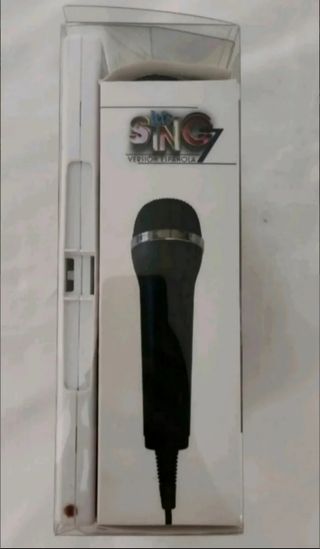 Pacchetto Wii/Wii U 4 giochi karaoke + 2 microfoni