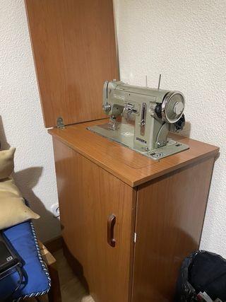 Maquina de coser Wertheim Modelo Rapida