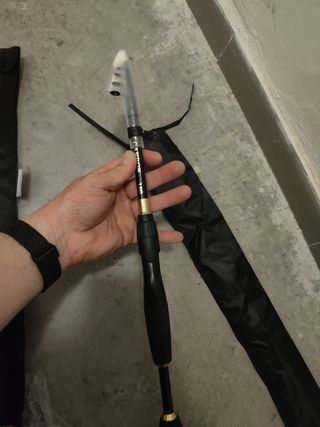 cañas de pescar  y carretes 