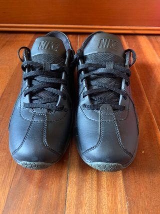 Playeros Nike circuit trainer talla 40