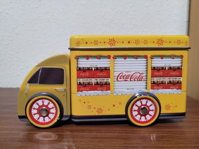 Caja - Furgón metálico Coca Cola