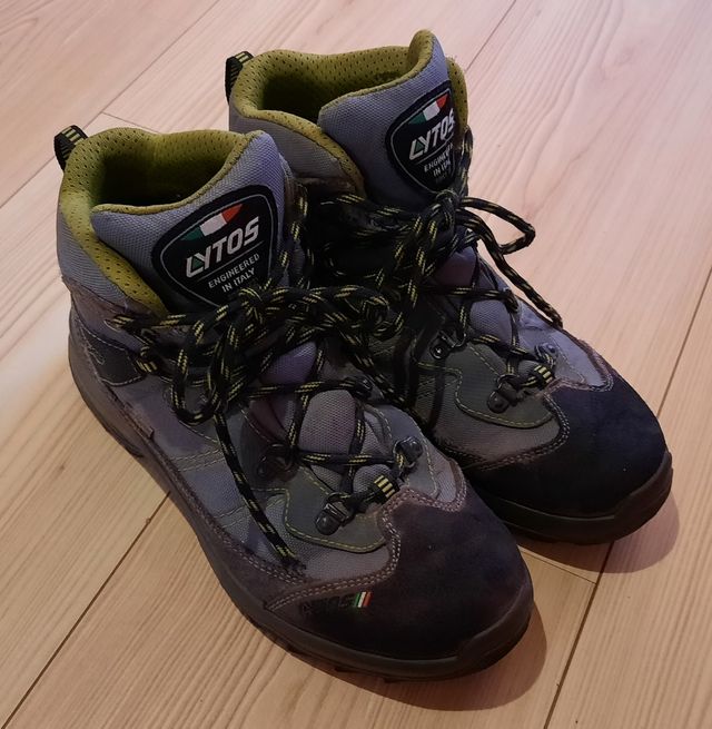 Scarponcini trekking