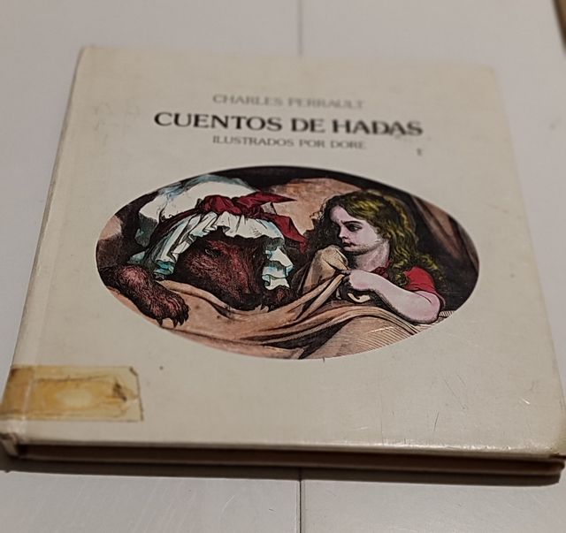 Libro "Cuentos de hadas"