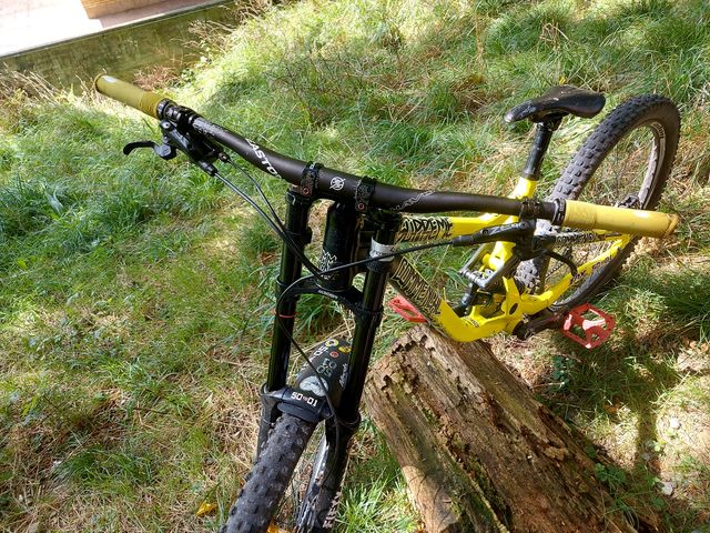 COMMENCAL SUPREME 27.5