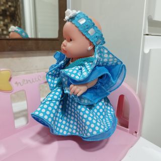Preciosa muñeca bebé Vestida de flamenca, gitana