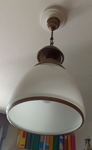 Lampara nautica cristal opalino y latón