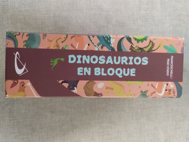 Libro dinosaurios en bloque 