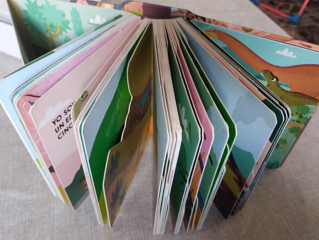 Libro dinosaurios en bloque 