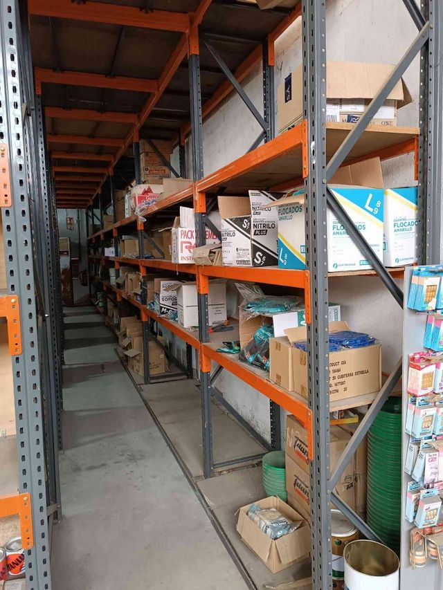 ESTANTERÍAS INDUSTRIALES