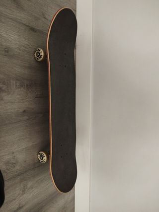 Patinete nuevo skate tricks