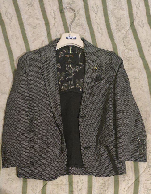 Completo elegante per bambin, da cerimonia mayoral