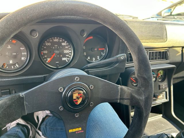 Porsche 924S Martini 944 look