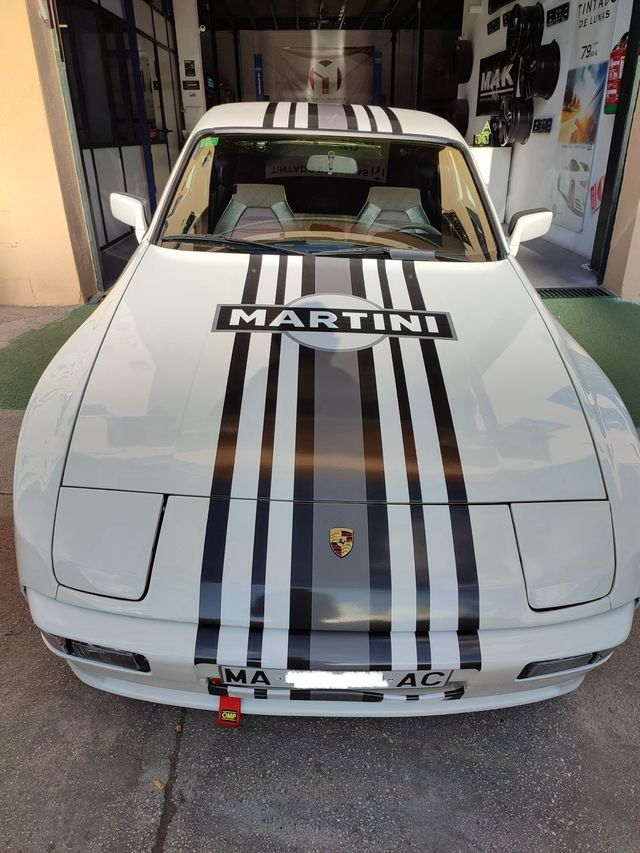 Porsche 924S Martini 944 look
