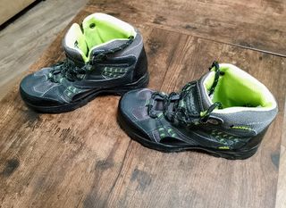 Botas montaña niños N.33