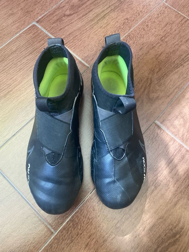 Botas de futbol niño