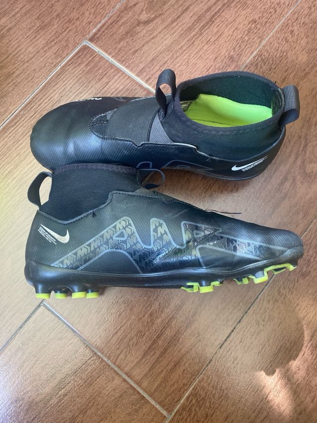 Botas de futbol niño