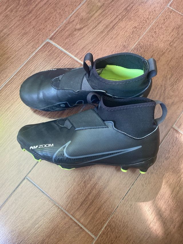 Botas de futbol niño