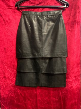 Falda vintage de piel marca Deillons Prestigo