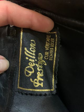 Falda vintage de piel marca Deillons Prestigo