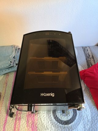 Vinoteca hkoenig