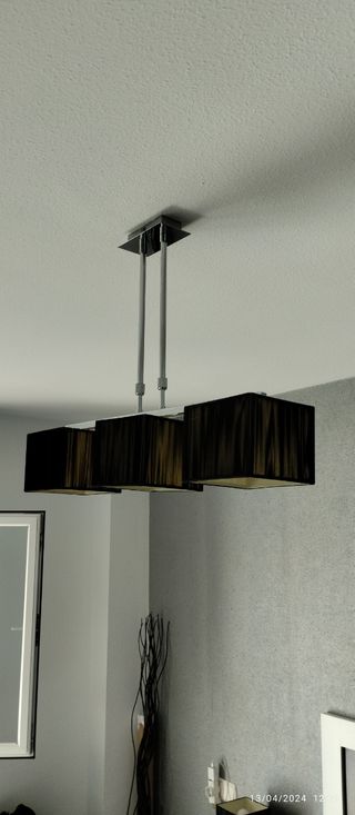 LAMPARA DE TECHO Y DE MESITA