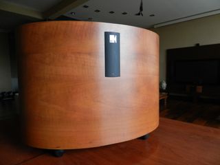 Subwoofer KEF PSW-2500, Gama Alta, 250w