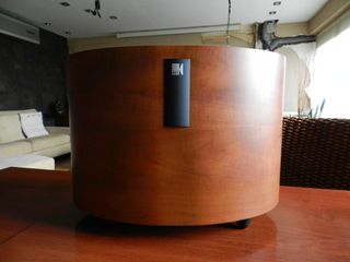 Subwoofer KEF PSW-2500, Gama Alta, 250w