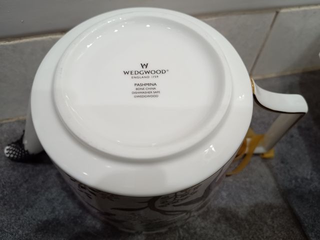 Tetera Porcelana Wedgwood Nueva Colección pashmina