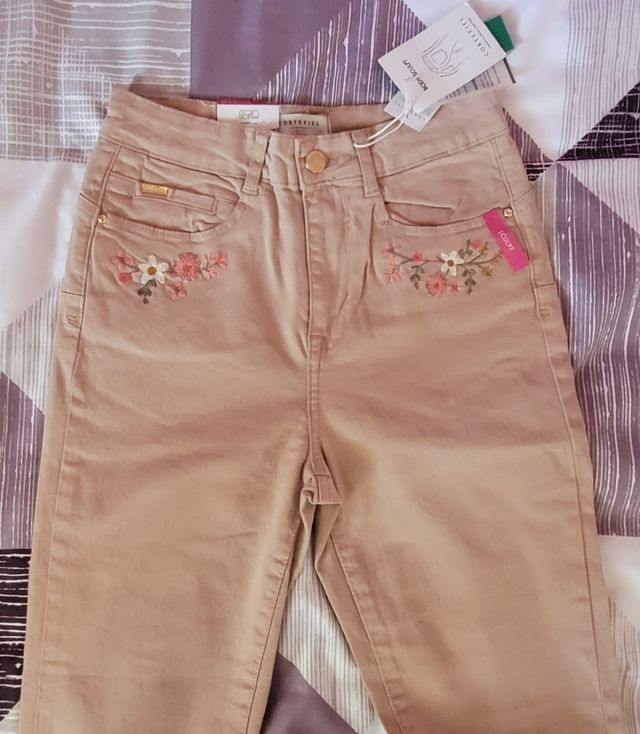 Pantalón Cortefiel esculpe silueta T36