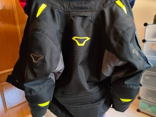Chaqueta de moto MACNA