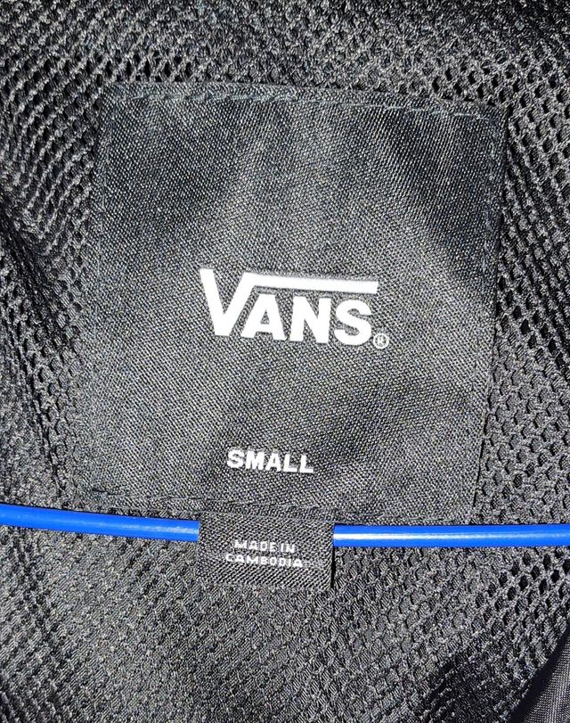 Cortavientos marca Vans