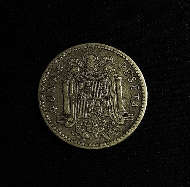 Peseta 1947 estrella *50 error acuñacion