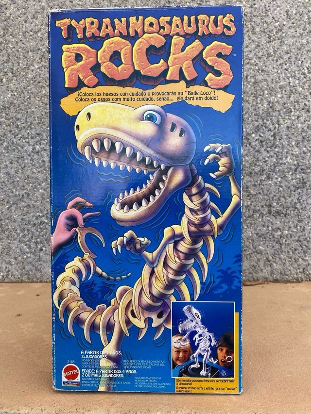 Juego Tyrannosaurus Rocks MB