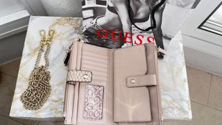 Bolso cartera Guess No Negociable