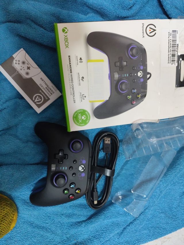 Mando con cable mejorado PowerA para Xbox Series X