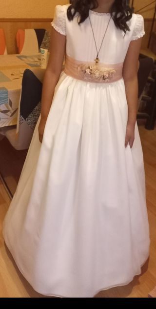 Vendo hermoso Vestido de comunión 