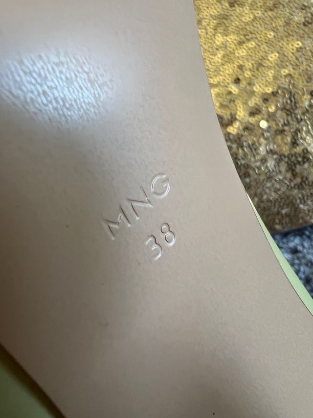 Zapato 100% piel tacón 