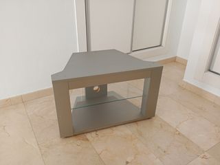 tavolo in formica grigio con vetro