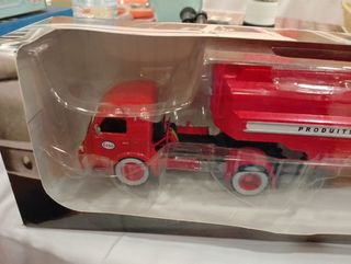 Trailer a escala 