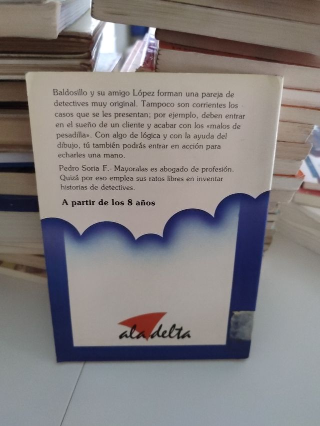 Libro "Los Detectives López y Baldosillo"