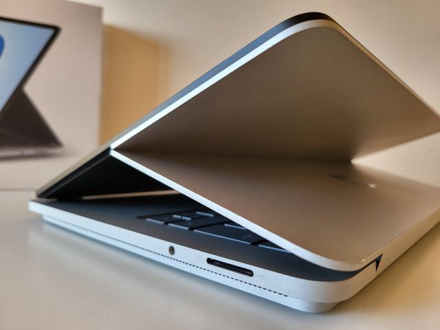 Microsoft Surface Laptop Studio (i7/16Gb/512Gb)