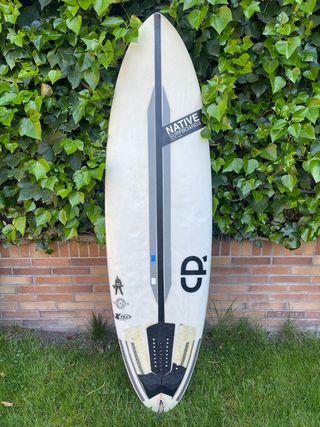 Tabla surf 5’11 32,6litros Native surfboards