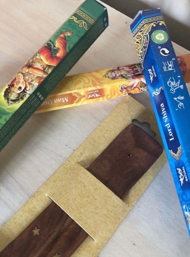 Set Varitas de Incienso + Soporte