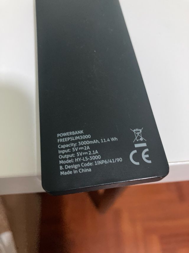 Power bank cellular line